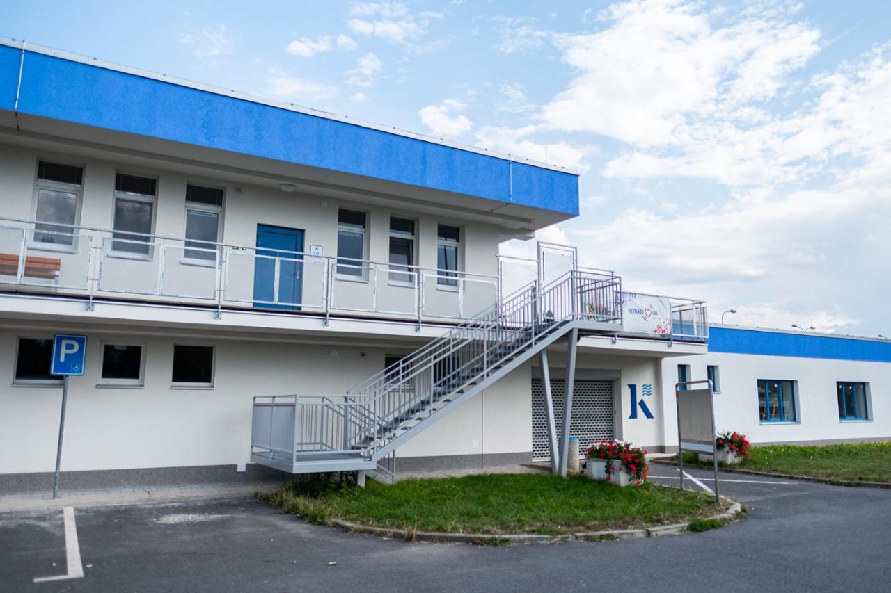 Ubytovna a Cykloubytovna Koupaliště Kadaň Exteriér fotografie